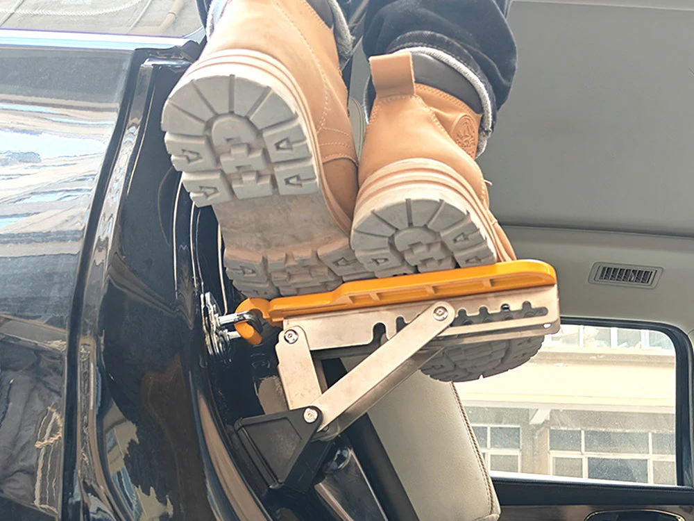 Adjustable Aluminum Alloy Car Door Step - Image 3