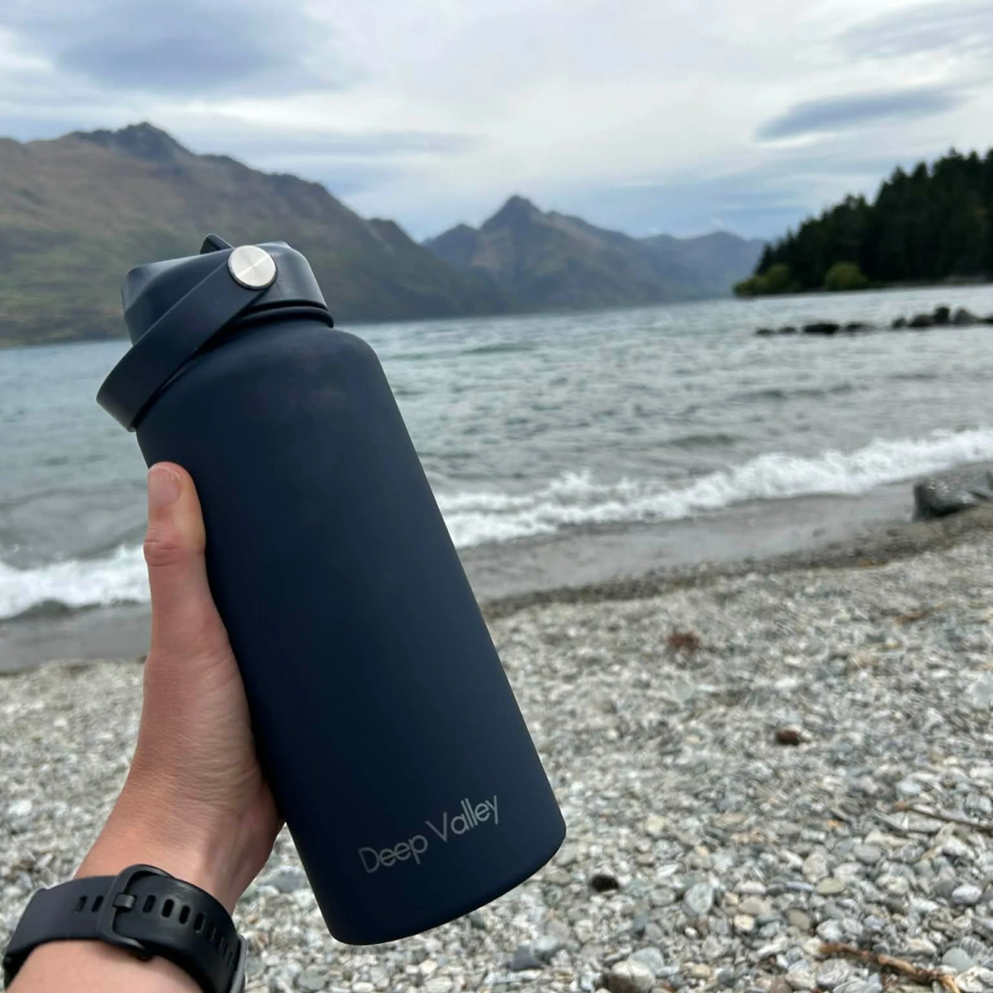 Indigo Blue - 1L/34oz Insulated Water Bottle - Image 3