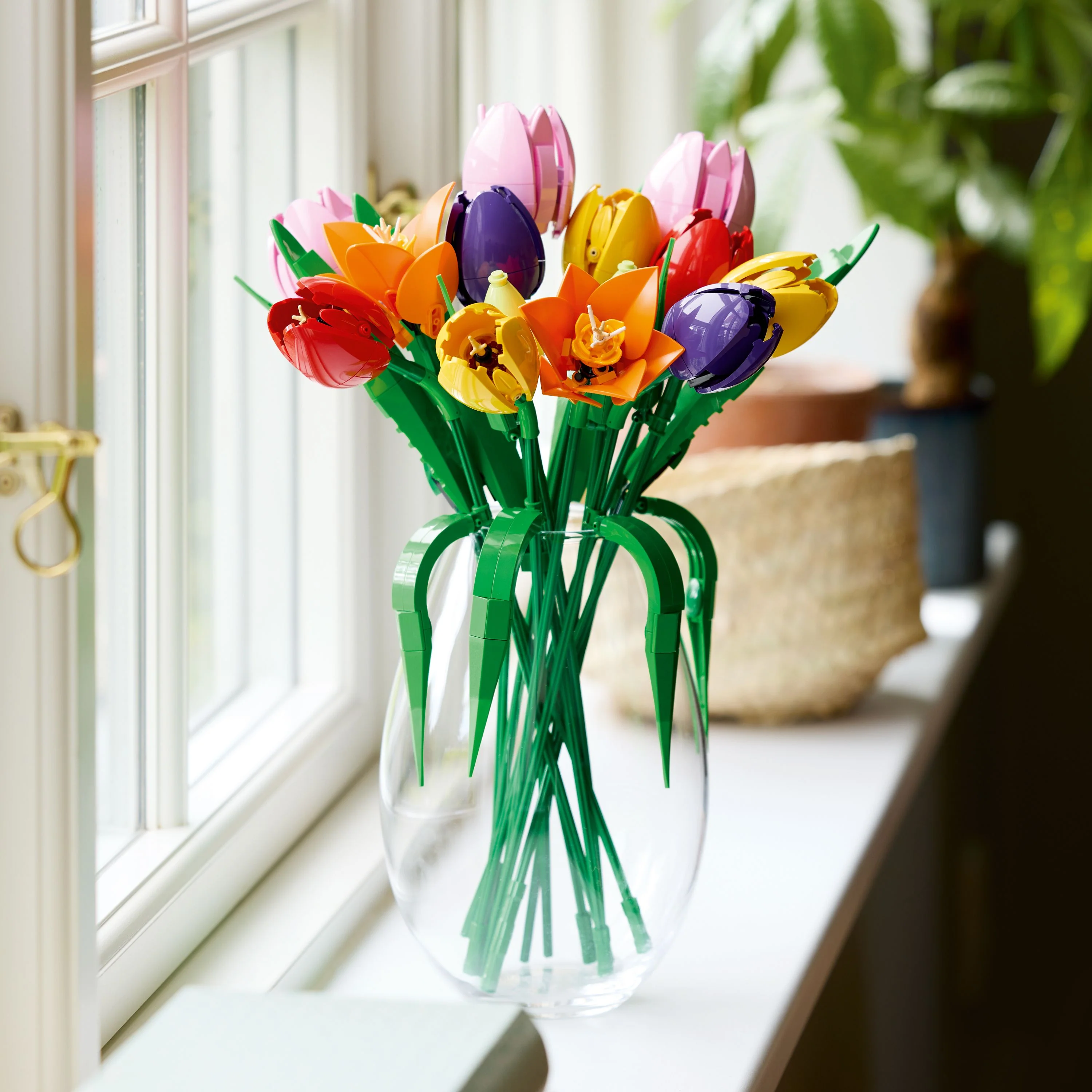 LEGO Botanicals: Tulip Bouquet (11501) - Image 10