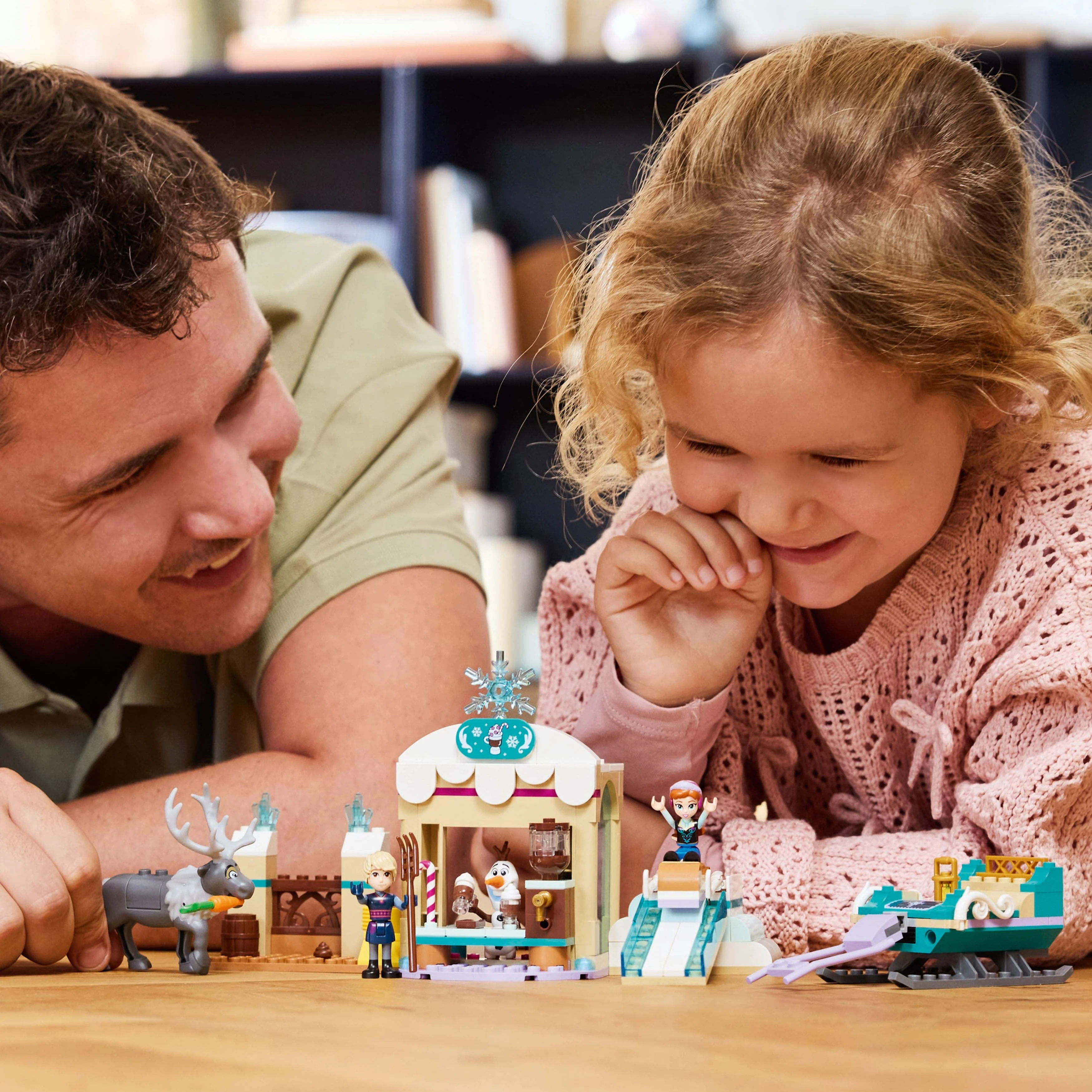 LEGO Disney: Frozen Annas Sleigh Adventure (43256) - Image 4