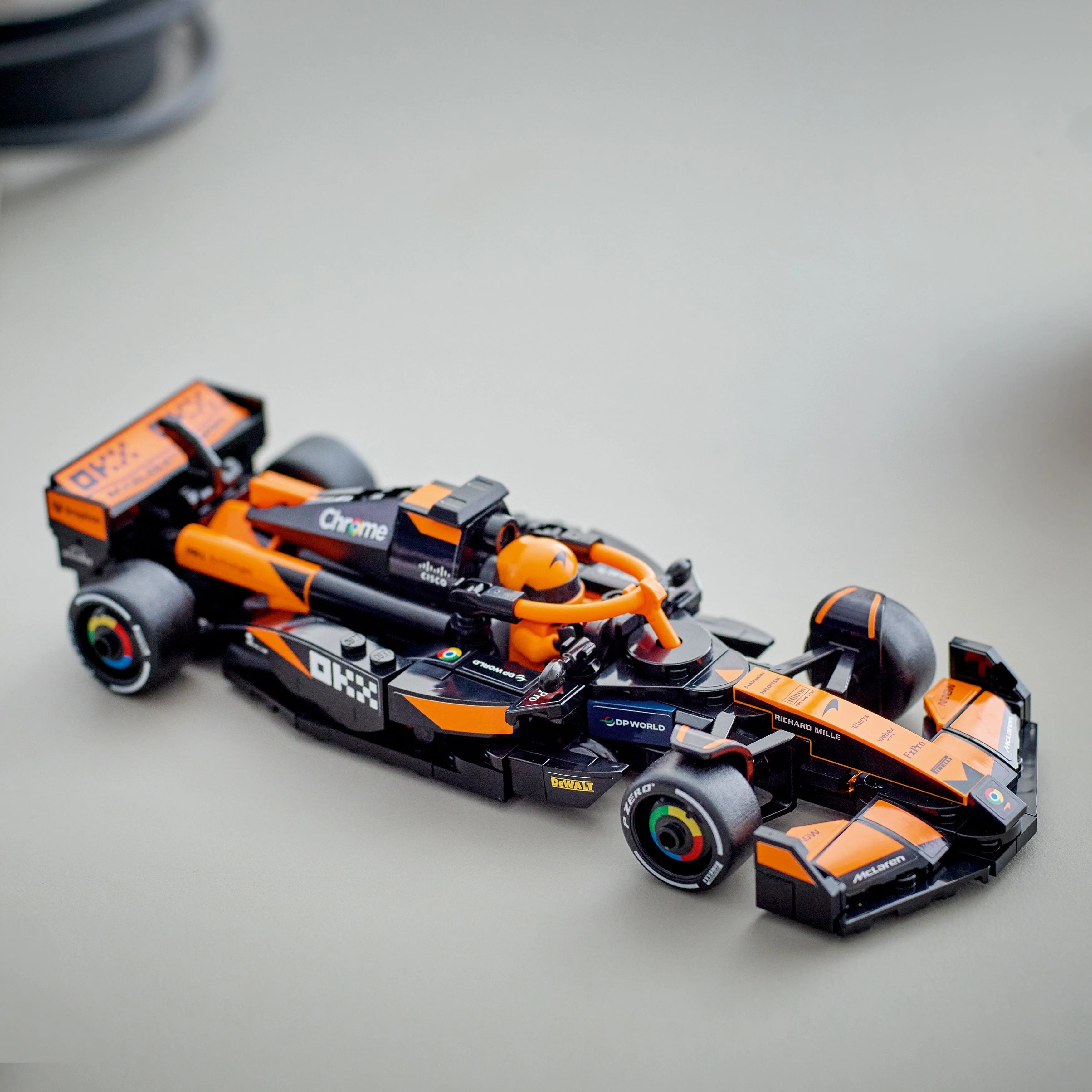 LEGO Speed Champions: McLaren F1 Team MCL38 Race Car (77251) - Image 7