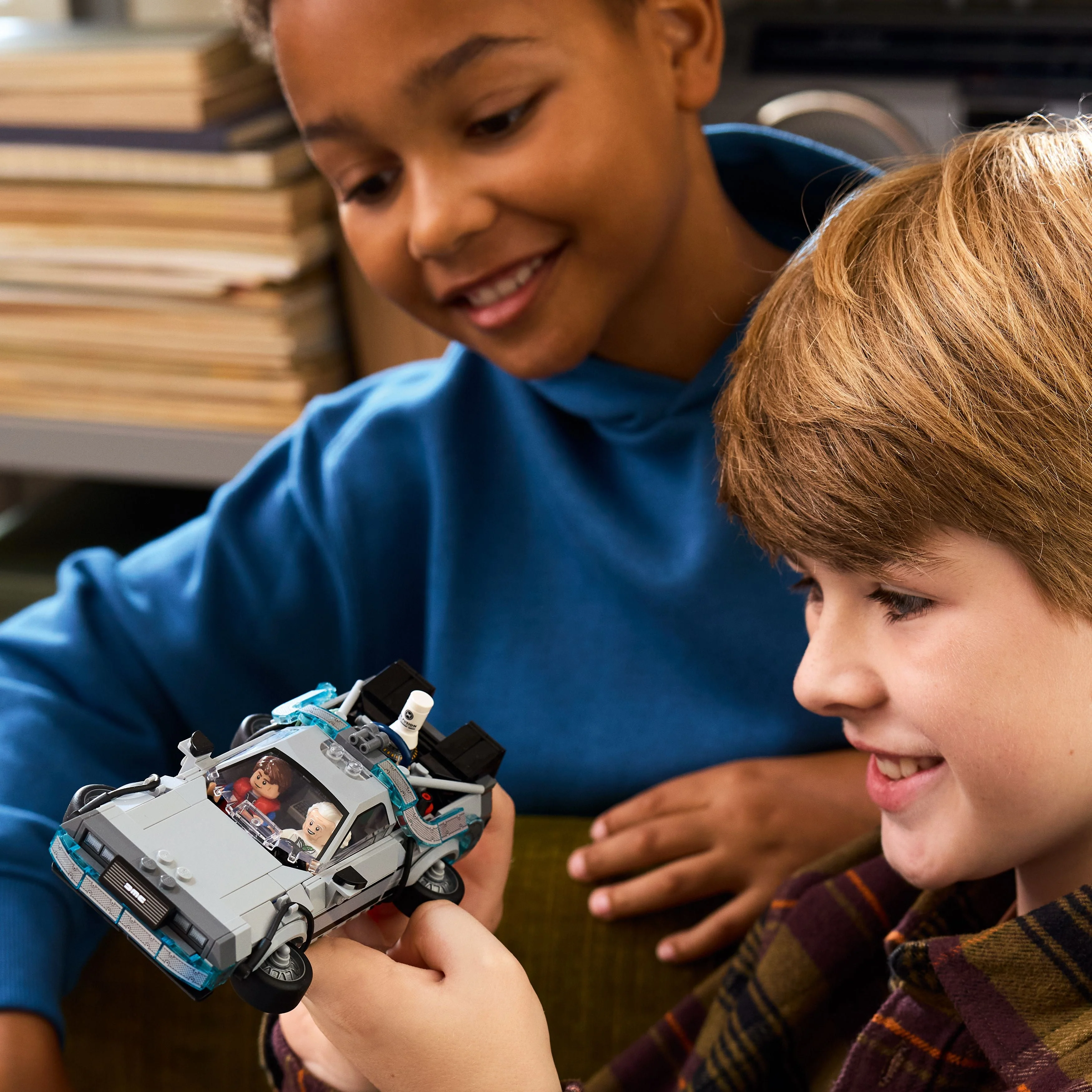 LEGO Speed Champions: Time Machine from Back to the Future (77256) - Image 5