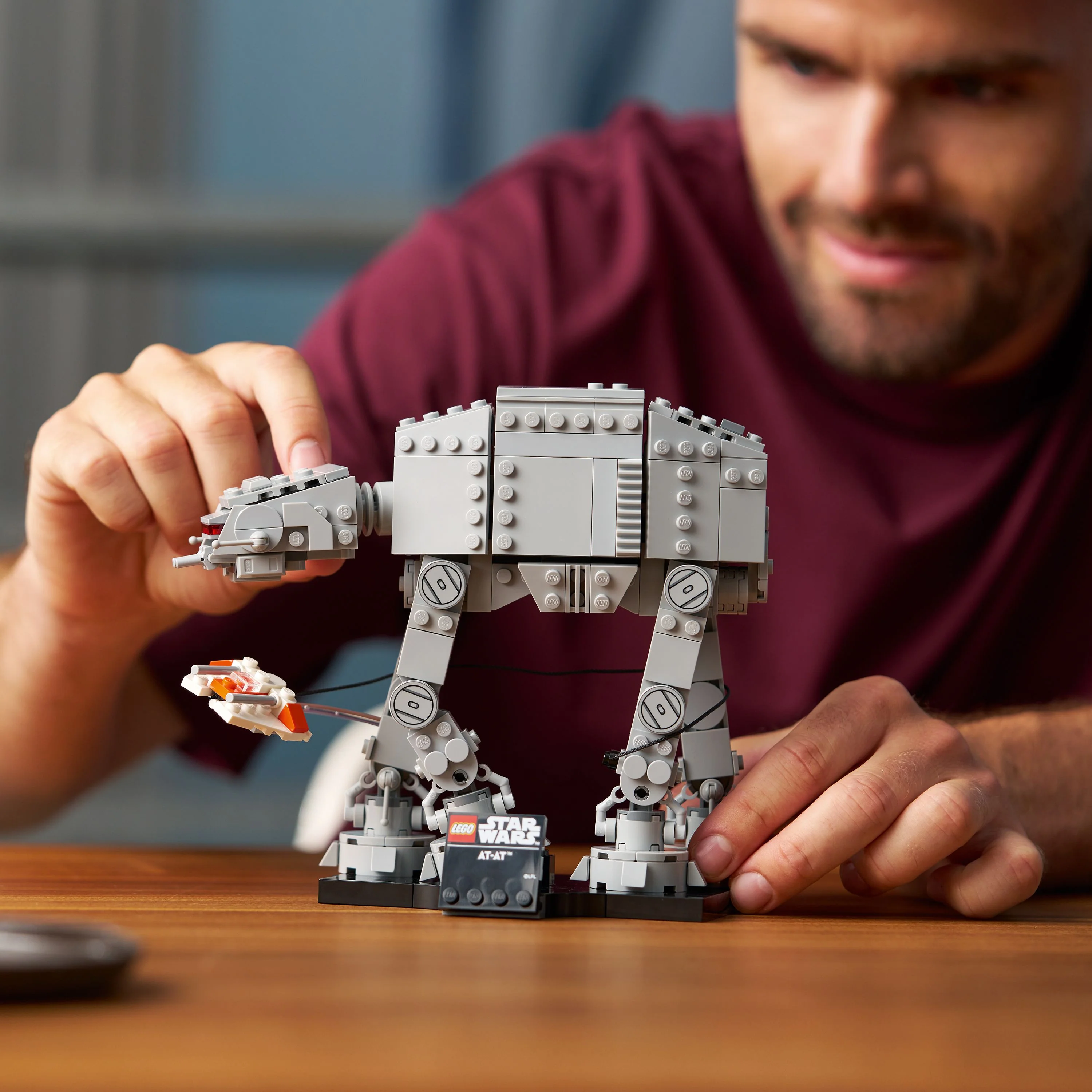 LEGO Star Wars: AT-AT (75440) - Image 6