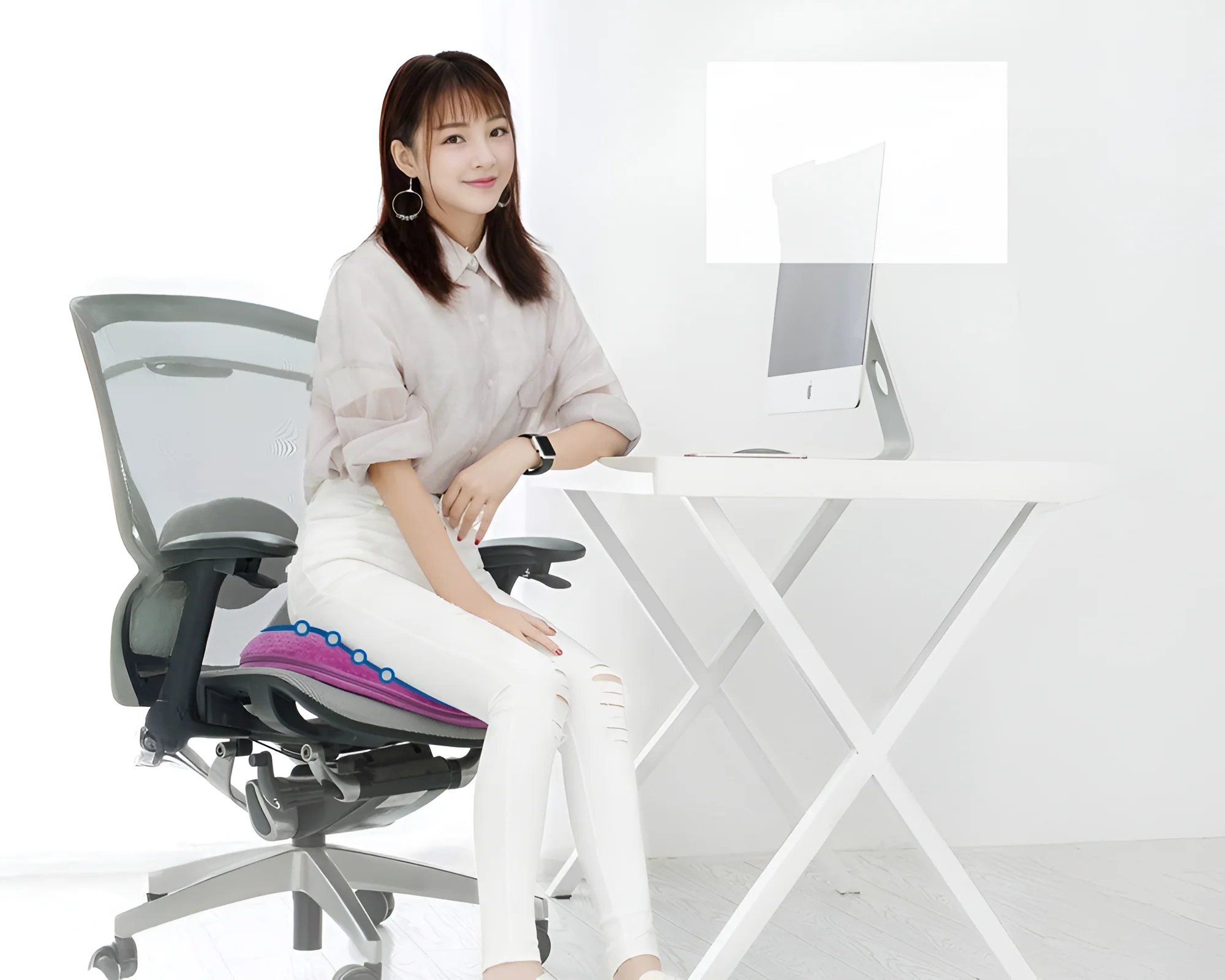 Memory Foam Donut Seat Cushion - Image 8