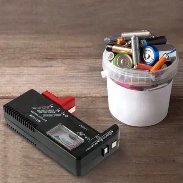 Universal Battery Tester For AA, 9V, Button Type Batteries - Image 6