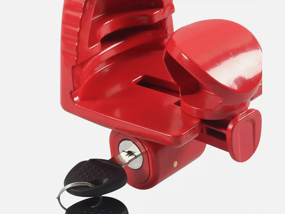 Universal Trailer Hitch Coupler Lock - Red - Image 4