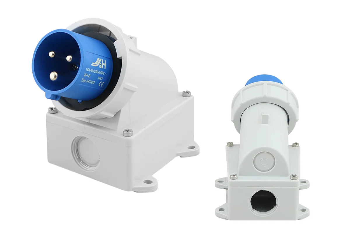 Caravan Lead Connector Male White 16A IP67 - Image 2